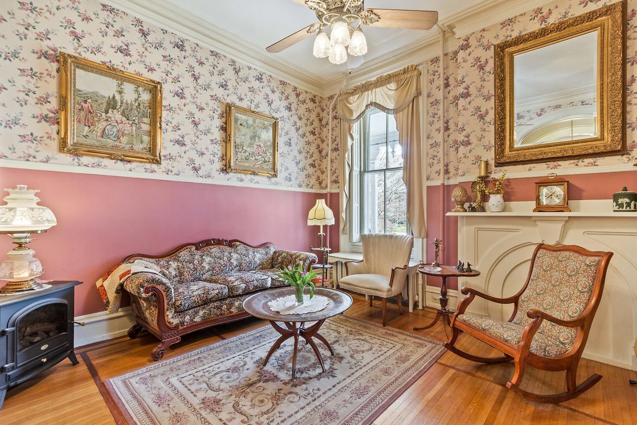 Lovelace Manor Bed And Breakfast Lancaster Kültér fotó
