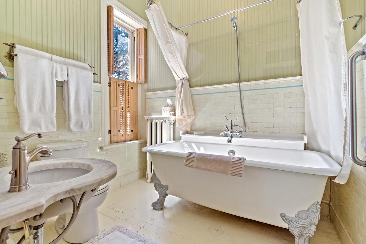 Lovelace Manor Bed And Breakfast Lancaster Kültér fotó