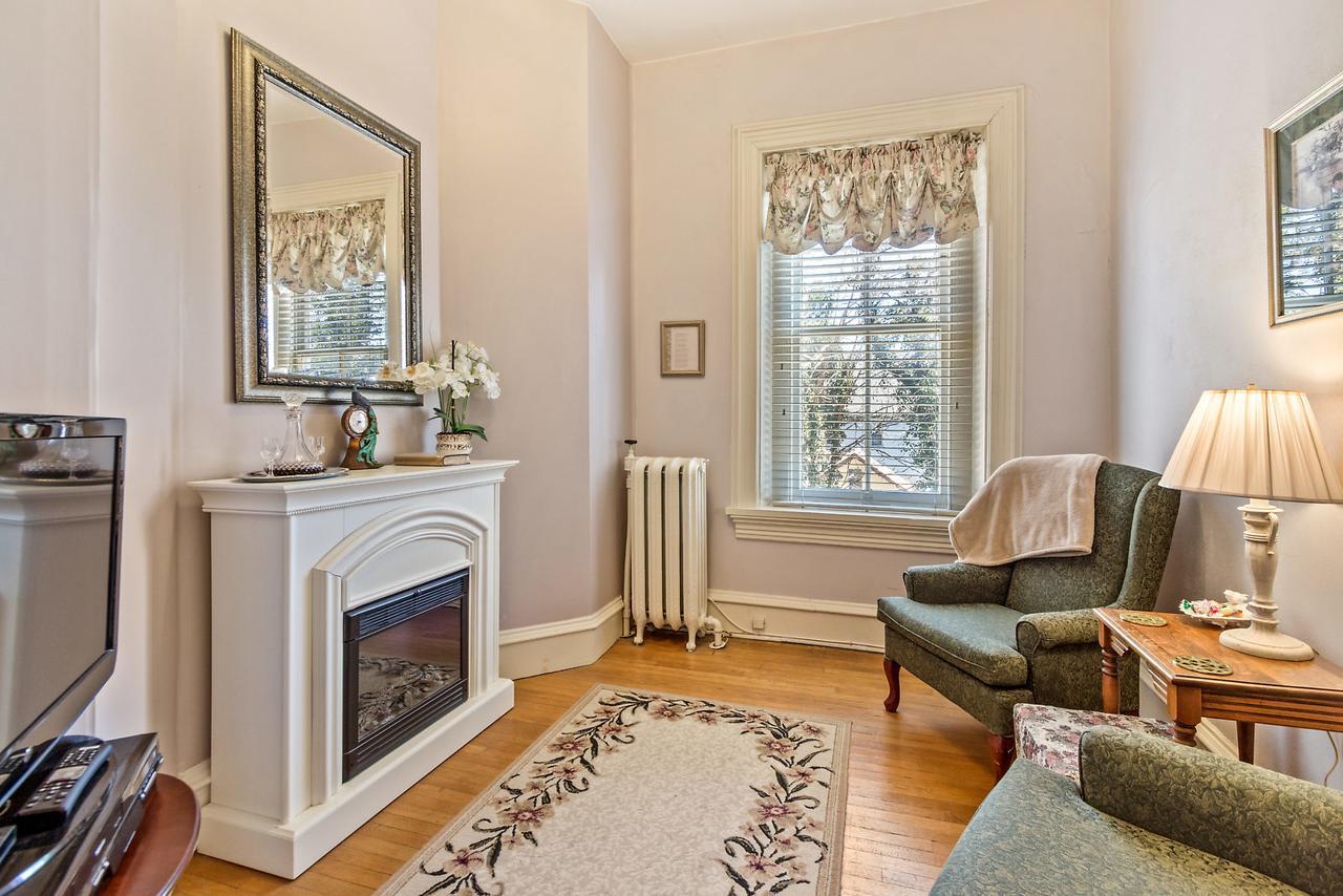 Lovelace Manor Bed And Breakfast Lancaster Kültér fotó